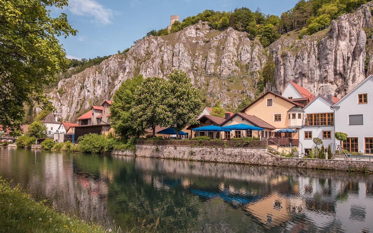 Bierhotel - Hotel & Brauereigasthof Schneider エッシンク エクステリア 写真